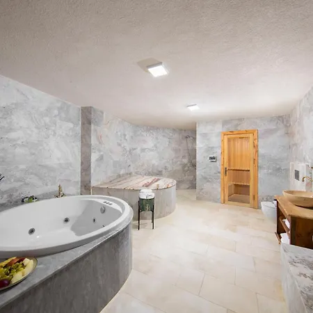 מלון Premium Cappadocia House *